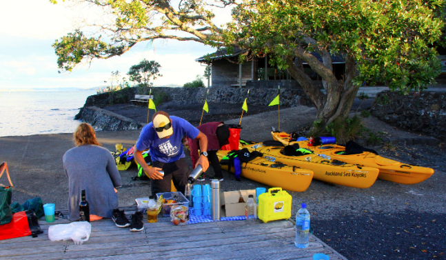 Kayaking Rangitoto island Auckland
