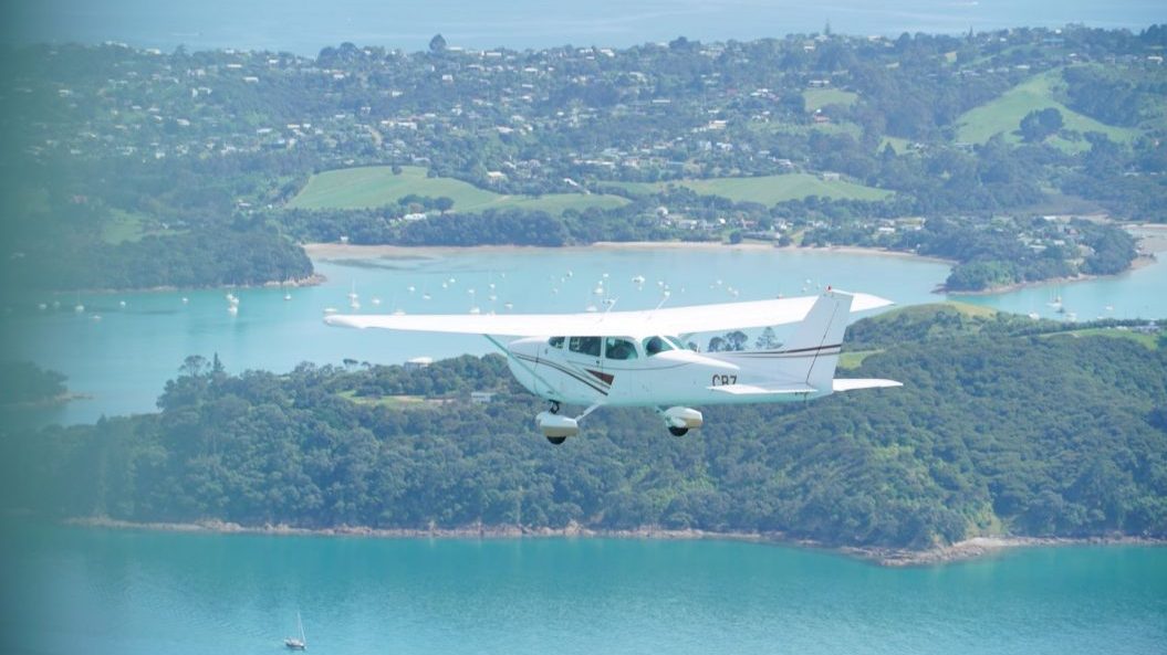 Waiheke island plane