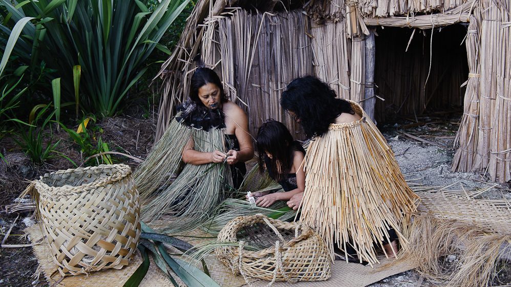 Flax weaving Hokianga